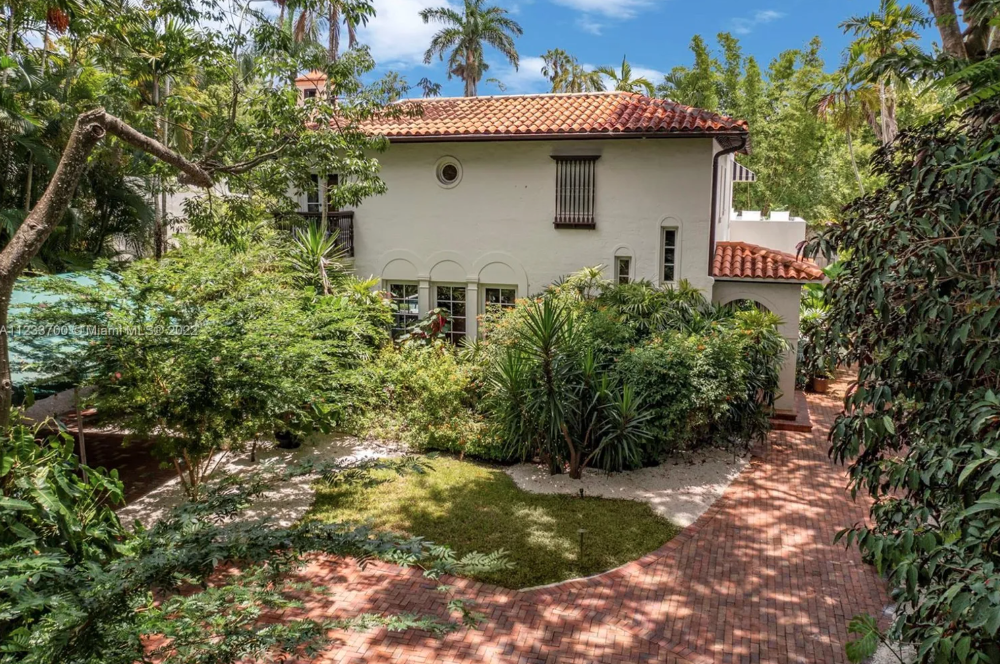 Entrance and frontage