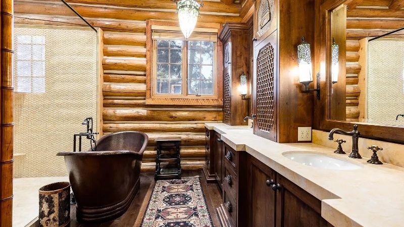 One of the many bathrooms