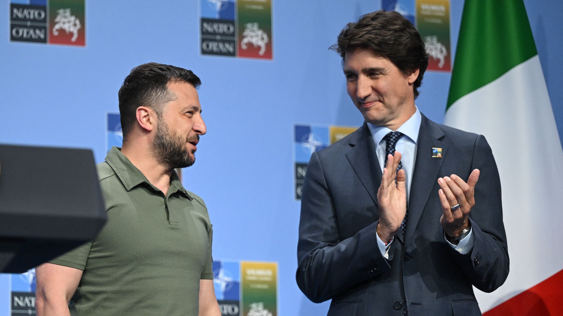 Le Pr sident Ukrainien Au Canada Buzznews