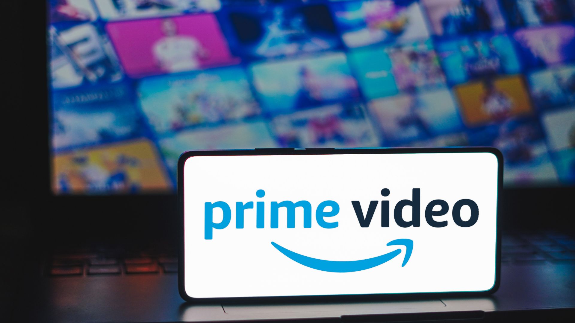 Amazon coupe 35 de ses effectifs divertissement et lance des pubs sur